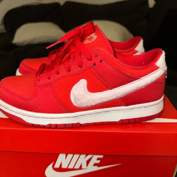 Nike Valentine Red dunk low - Picture 4 of 8